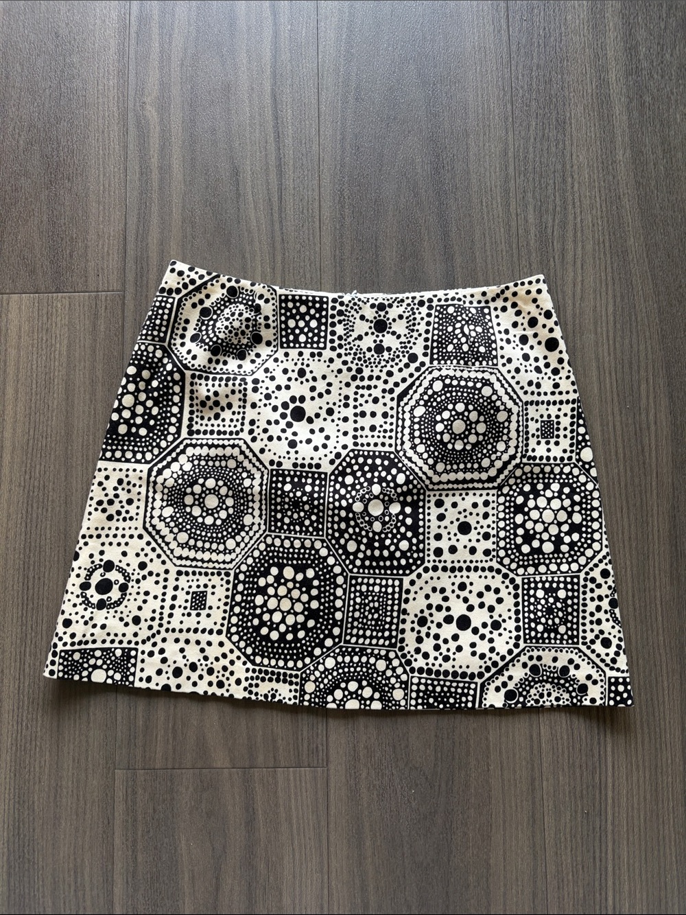 Trina Turk Black & White Geometric Dot-Print Mini Skirt